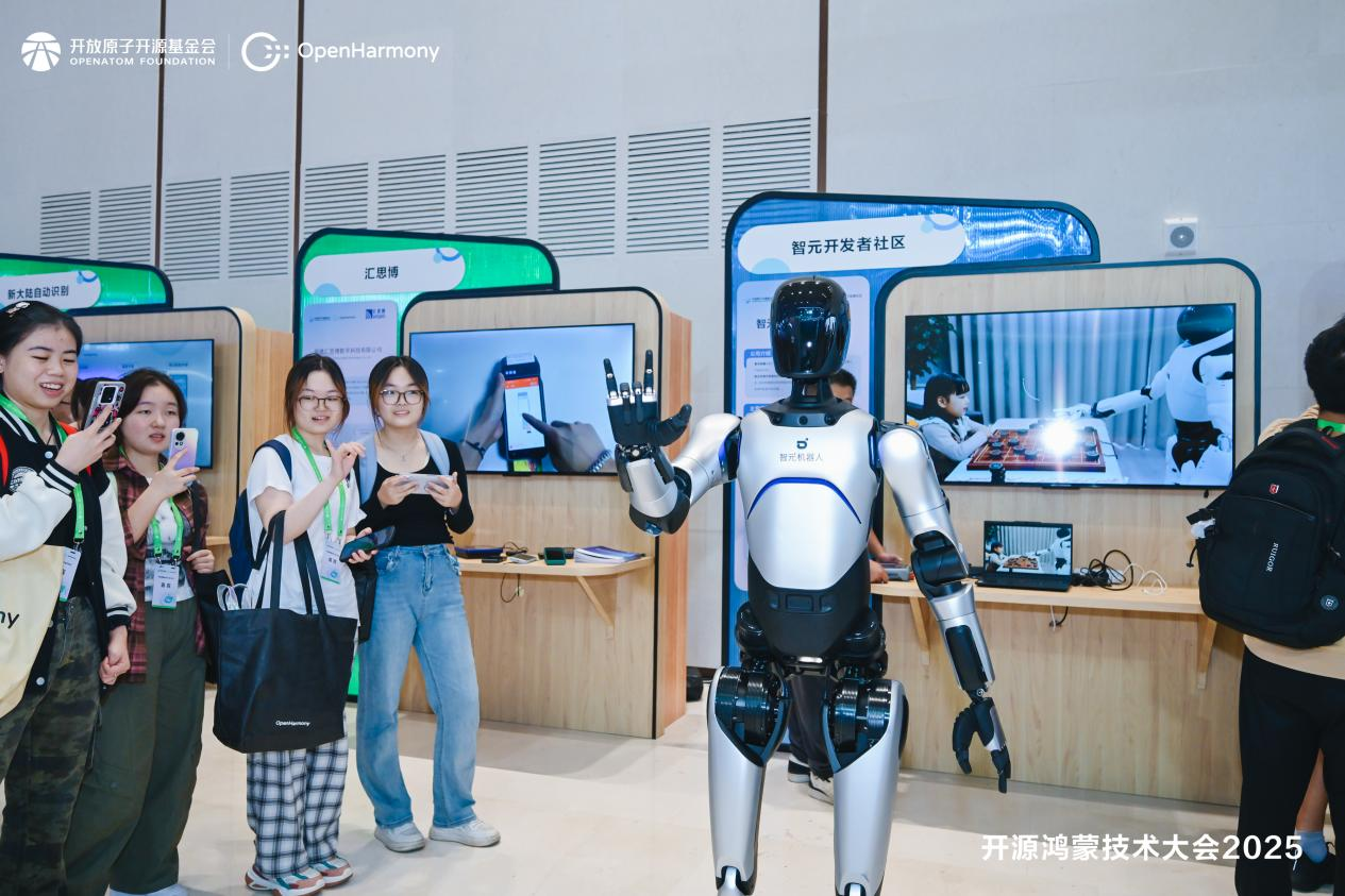 9.29 意昂开源鸿蒙推文图片2.png